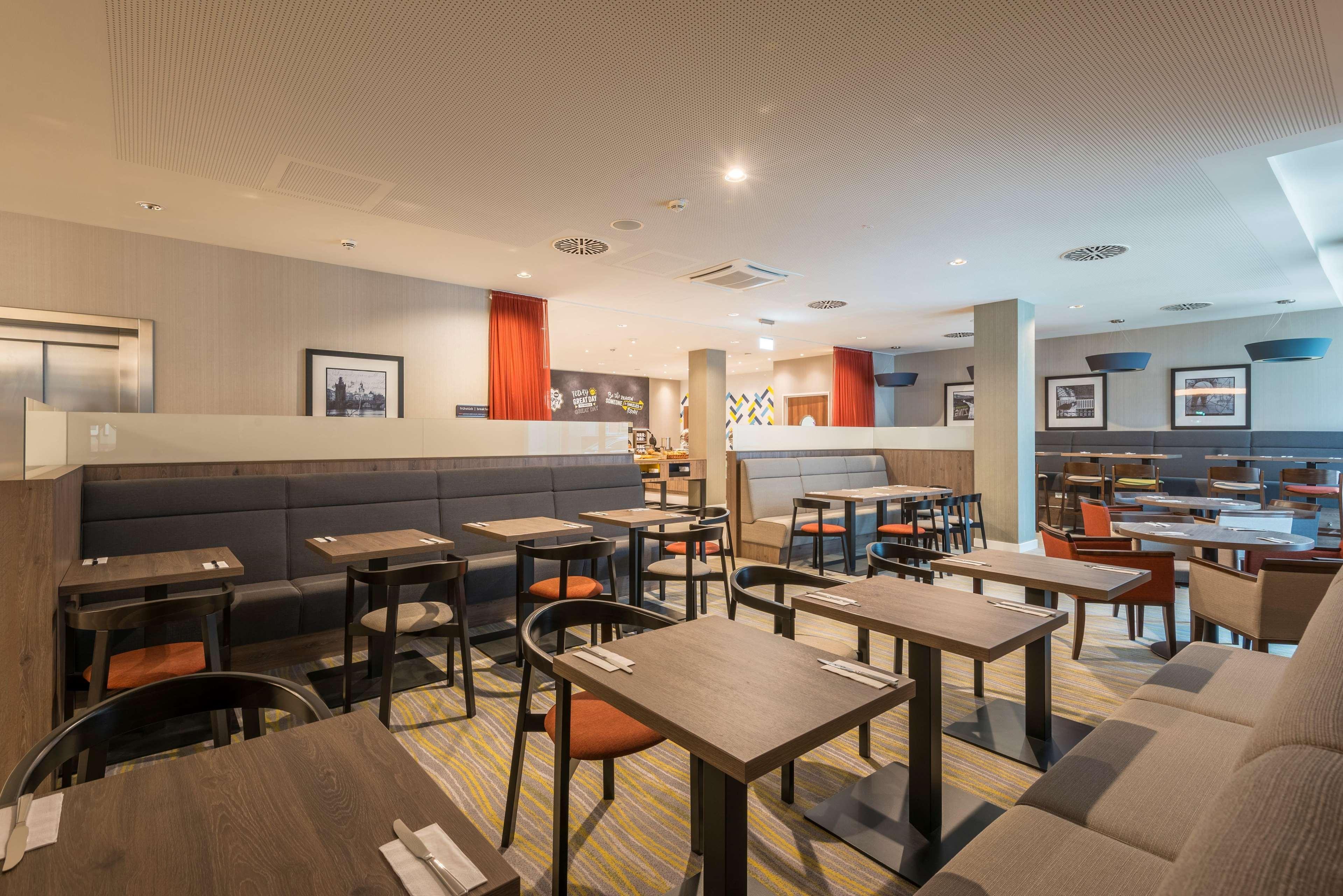 Hotel Hampton By Hilton West Munique