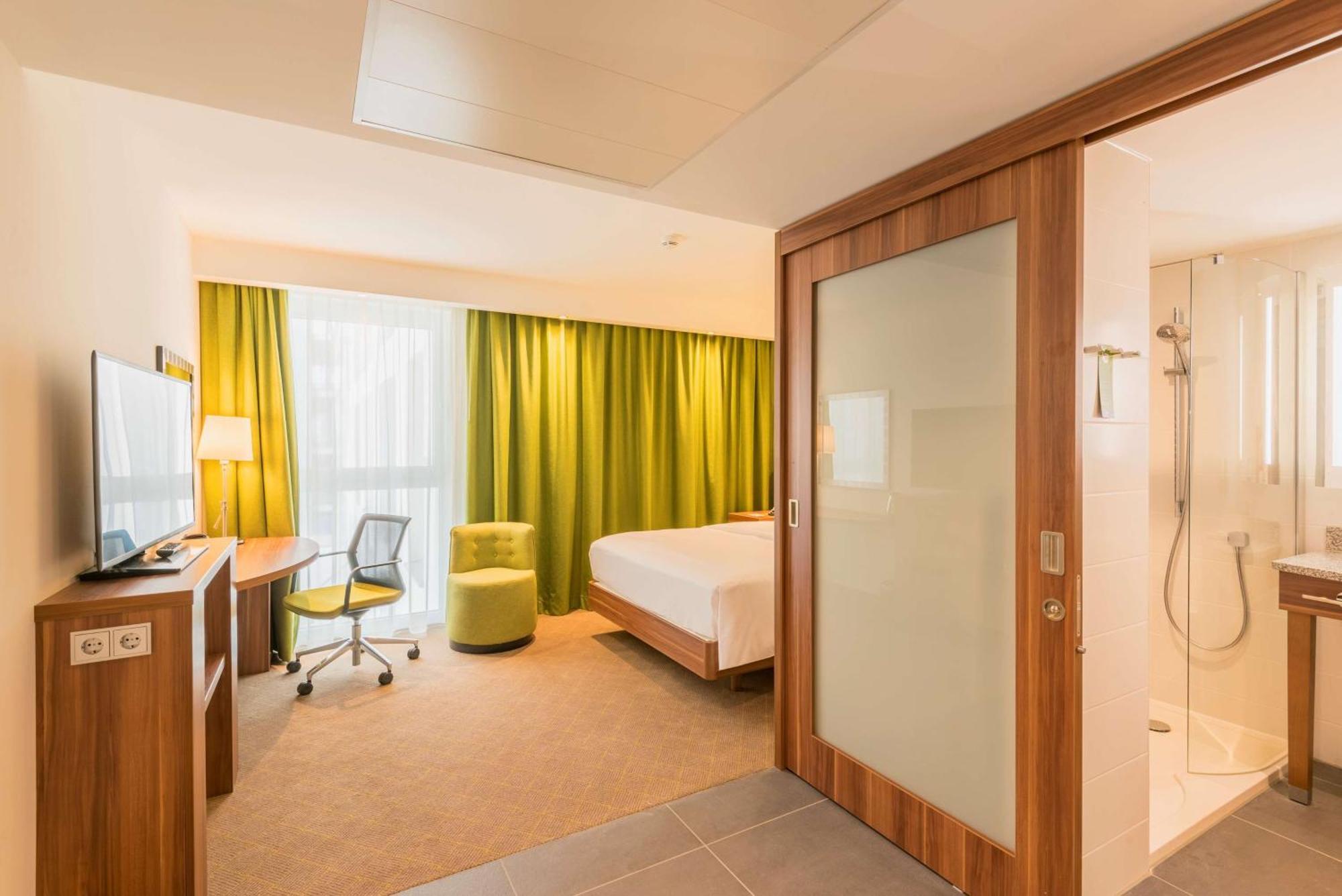 Hotel Hampton By Hilton West Munique
